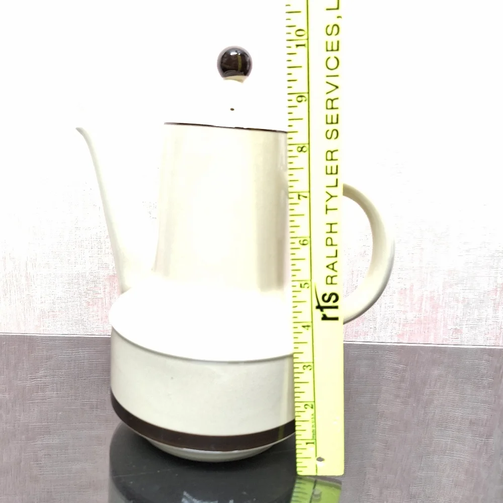 Vintage STRAWBERRIES 🍓 pitcher with lid, freezer to oven stoneware. - Picture 12 of 13